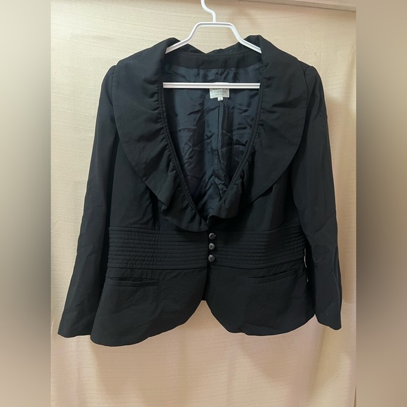 Armani Collezioni Black Wool Blazer Made in Italy Size 12 Button Up Ruffles - Picture 1 of 13